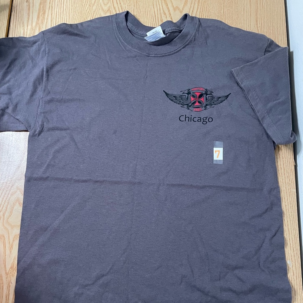 #7 New Men’s Vintage Hooters Wings 1983 Tee from Chicago w/flaw Size Medium
